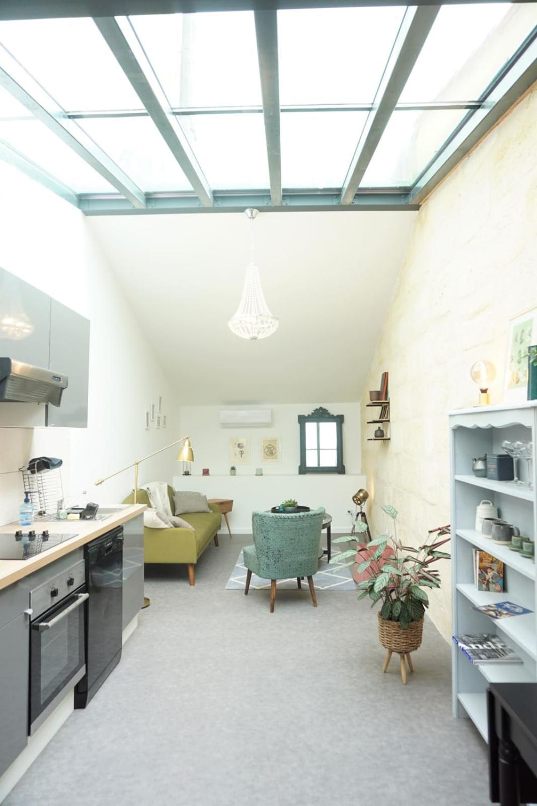 Beautiful Duplex With Ac - Place Du Palais Bordeaux Eksteriør bilde