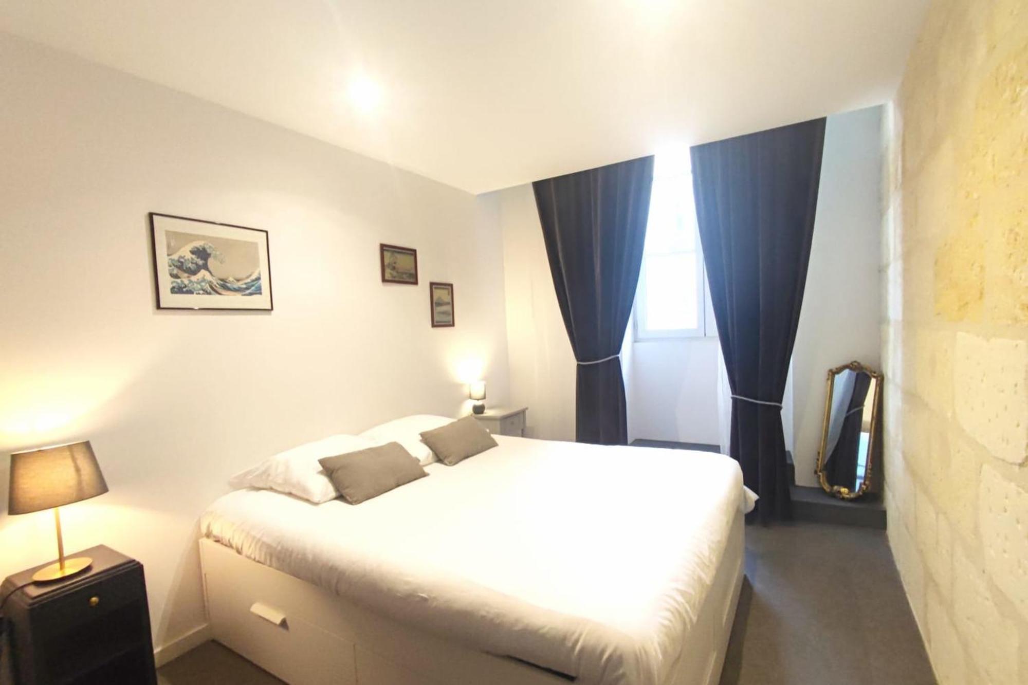 Beautiful Duplex With Ac - Place Du Palais Bordeaux Eksteriør bilde